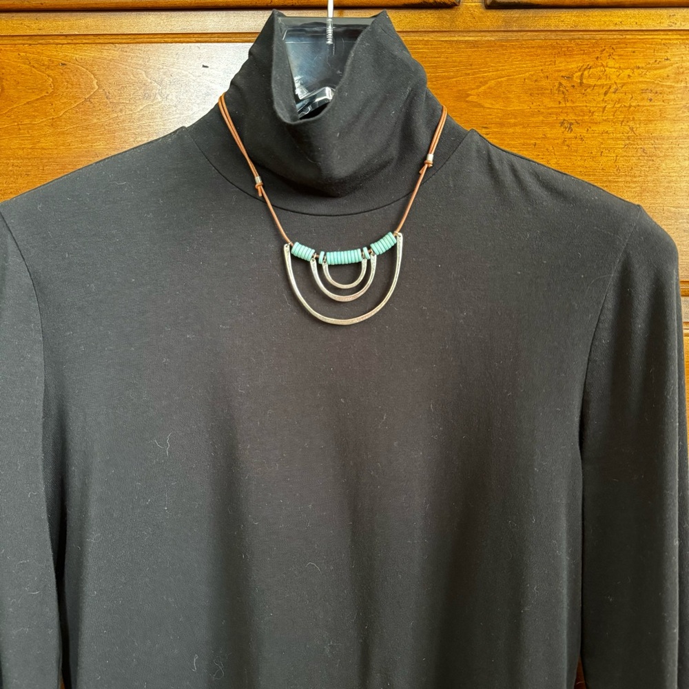 Artisan Made Leather Silver Stone Necklace - Picture 6 of 7